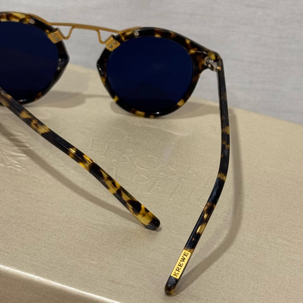 KREWE St Louis I Classic Tortoise Sunglasses with Dark Blue Lenses - Picture 6 of 10